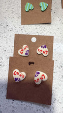 Load image into Gallery viewer, Heart Earrings