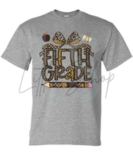 Load image into Gallery viewer, Tan Bow
