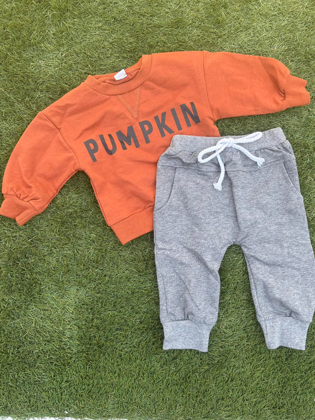 26- Pumpkin 2 Piece Set