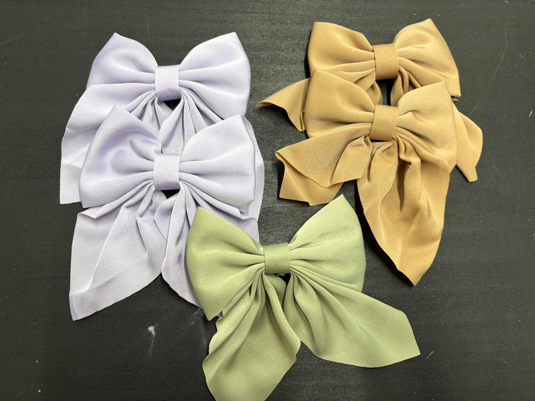 35- Silk Bows