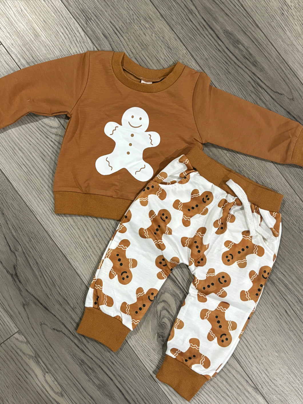 19- Gingerbread 2 Piece Set