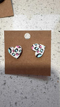 Load image into Gallery viewer, Heart Earrings
